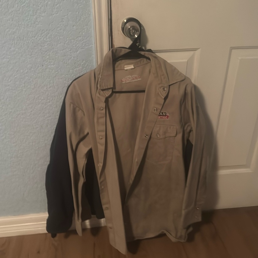 Repaired men’s Lincoln electric welding shirt